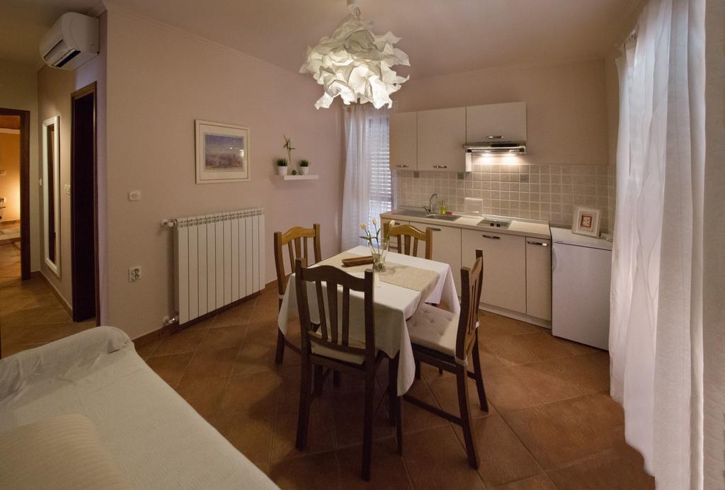 Apartment Duketis Ρόβινι Δωμάτιο φωτογραφία